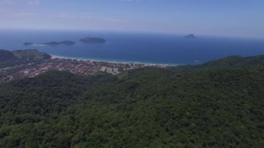 Juquehy Beach, Sao Sebastiao, Sao Paulo, Brezilya havadan görünümü