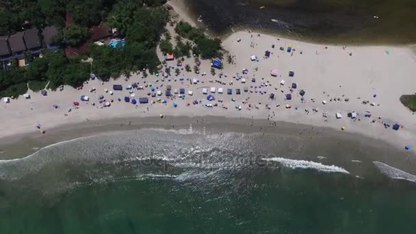 Luftaufnahme von Barra do una beach, sao paulo, Brasilien — Stockvideo