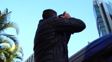 Genç adam fotoğrafını Paulista Avenue - Sao Paulo şehir, Brezilya