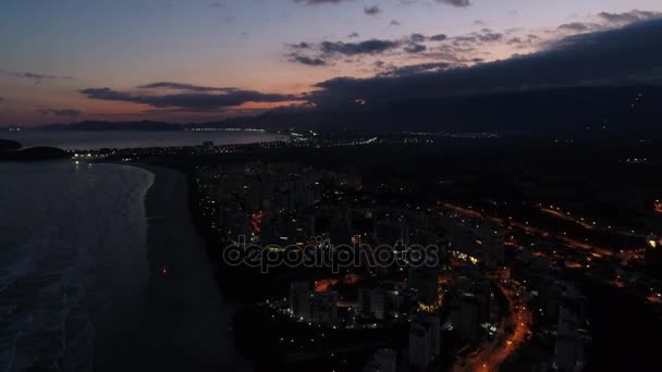 リビエラ デ サンパウロ ロウレンソ ビーチ夜サンパウロ、ブラジル — ストック動画