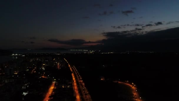 Riviera de Sao Lourenco Playa de noche en Sao Paulo, Brasil — Vídeos de Stock