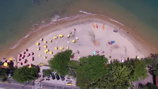 Θέα πάνω από την παραλία στο Ilhabela, Σάο Πάολο, Βραζιλία — Αρχείο Βίντεο