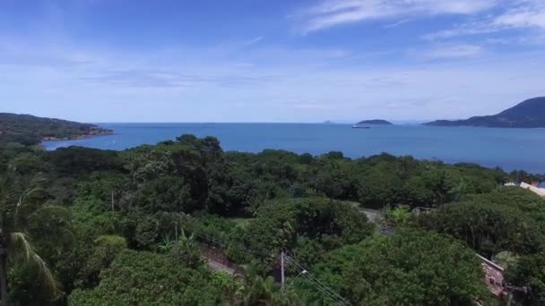 Vue Aérienne De Praia do Curral (Plage Courante) à Ilhabela, Sao Paulo, Brésil 