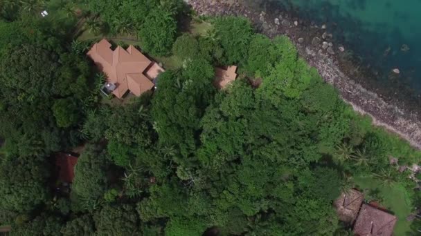 Top View of Praia do Curral (Curral Beach) in Ilhabela, Sao Paulo, Brazil — Stock Video