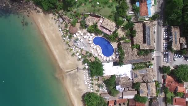 Vue du dessus de Praia do Curral (plage actuelle) à Ilhabela, Sao Paulo, Brésil — Video