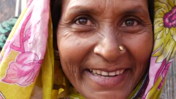 Indian Woman piękny portret twarz — Wideo stockowe