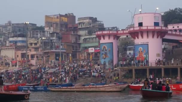 VARANASI, INDIA - CIRCA NOVEMBER 2016: Ganges River in Varanasi, India — Stock Video