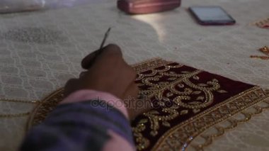 Hint fabrika, Jaipur giyinme düğün bir erkekler için çalışma el kadar kapatın
