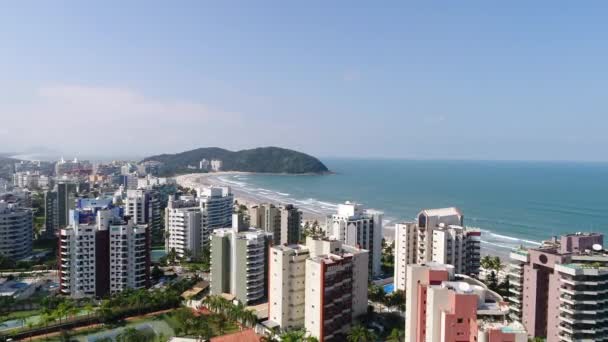 Widok z lotu ptaka Riviera Sao Lourenco Beach w Sao Paulo, Brazylia — Wideo stockowe