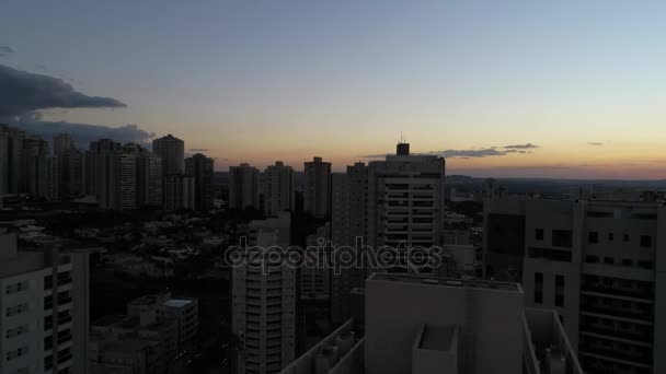 Silueta de Edificios Residenciales en Ribeirao Preto, Brasil por Drone — Vídeos de Stock