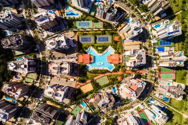 Çok Modern uzun binaların Üstten Görünüm