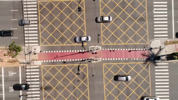 Top View of Many Cars Crossing — Stock Video