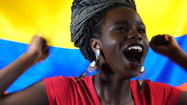 Colombian Young Black Woman Celebrating with Colombia Flag — Stock Photo, Image