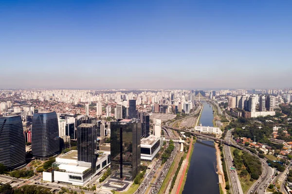 Luchtfoto van marginale Pinheiros in Sao Paulo, Brazilië — Stockfoto