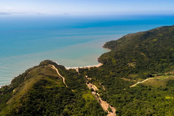 Vista aérea da praia de Jabaquara em Ilhabela, Brasil — Fotografia de Stock
