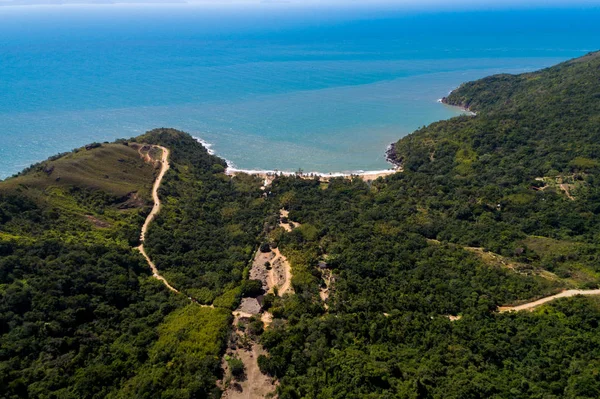 Vista aérea de la playa de Jabaquara en Ilhabela, Brasil — Foto de Stock