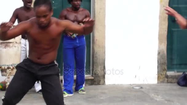 Brasilianische Capoeira-Kämpfer in salvador, Brasilien — Stockvideo