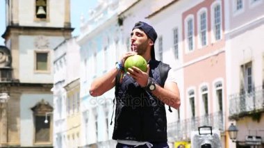 Pelourinho, Bahia, Salvador, Brezilya için Hindistan cevizi ile yürüme turizm