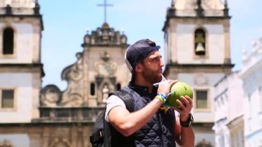 Pelourinho, Bahia, Salvador, Brezilya için Hindistan cevizi ile yürüme turizm