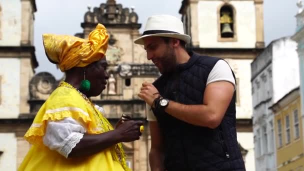 Danse avec Baiana - Femme brésilienne au Salvador, Bahia, Brésil — Video