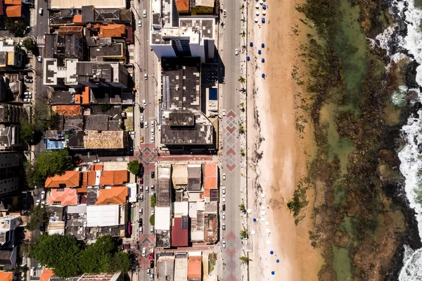 Vue du dessus de la plage de Barra à Salvador, Bahia, Brésil — Photo