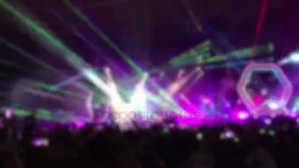 Espectáculo de concierto borrosa multitud — Vídeos de Stock
