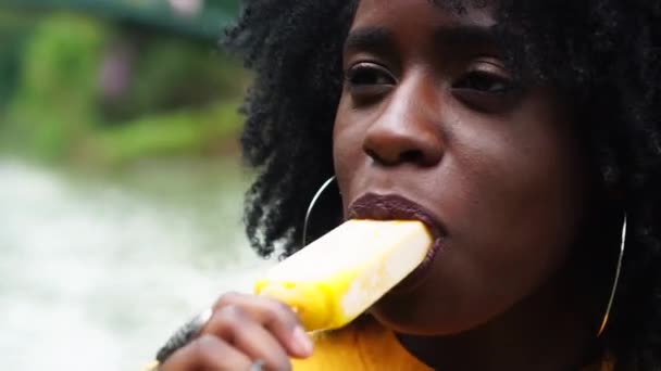 Woman Eating Ice Cream Park — Stock Video