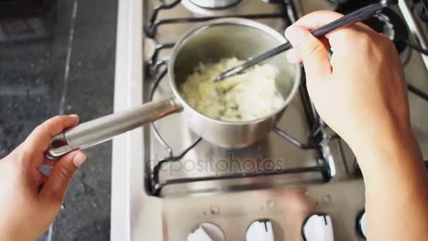 Pov Kobieta Gotowania — Wideo stockowe