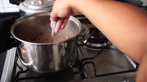 Cooking Traditional Brazilian Rice Beans Arroz Feijao Pov — Stock Video