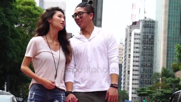 Genç Asyalı Çift Turist Paulista Avenue Sao Paulo Brezilya — Stok video