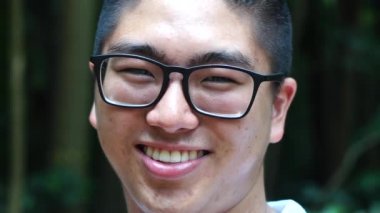 Asya'ya ait adam portresi