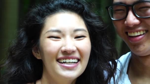 Portrait Asian Couple Smiling — Stock Video