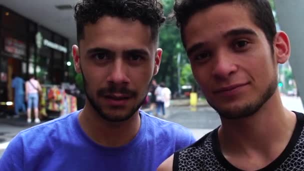 Portrait Couple Gay — Video