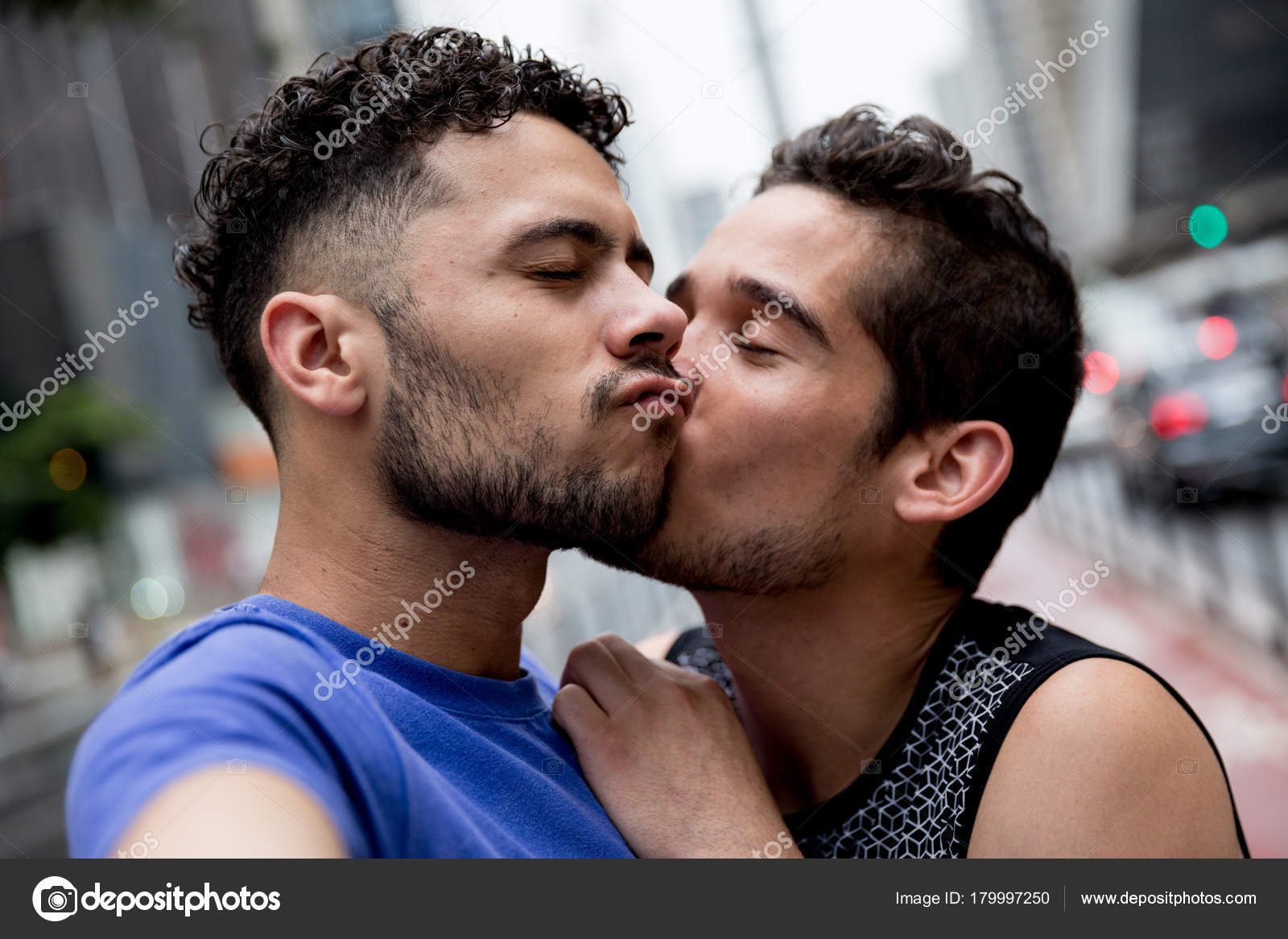 Gay hookup site in São Paulo