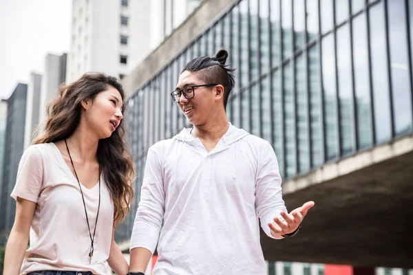 Genç Asyalı Çift Turist Paulista Avenue Sao Paulo Brezilya — Stok fotoğraf