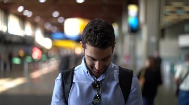 Gezgin adam portresi