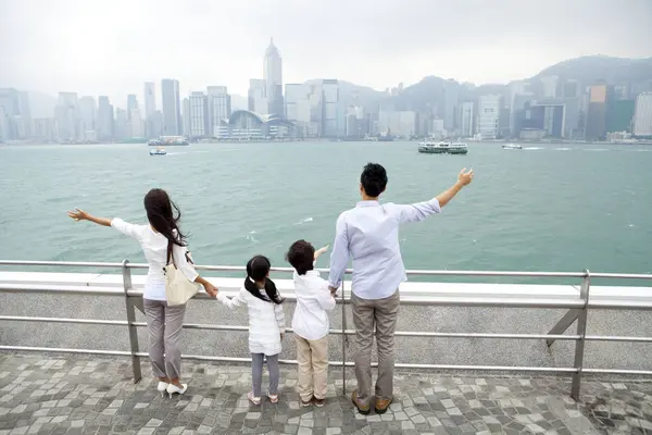 Victoria Limanı Hong Kong Güzel Sahne Zevk Ailesinin Arkadan Görünüş — Stok fotoğraf