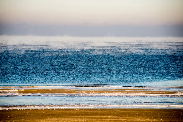 由波罗的海冷冻的海滩视图 — 图库照片