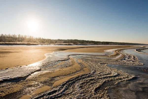 Fryst stranden av Östersjön — Stockfoto