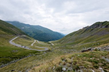 Karpat Dağları savaş yol transfagarasan için göster