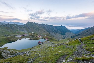 Yazın Karpat Dağları