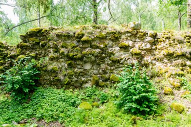 uzaklardan eski kale görünümü