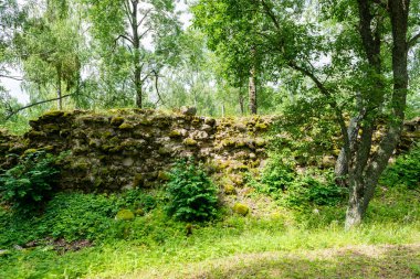 uzaklardan eski kale görünümü