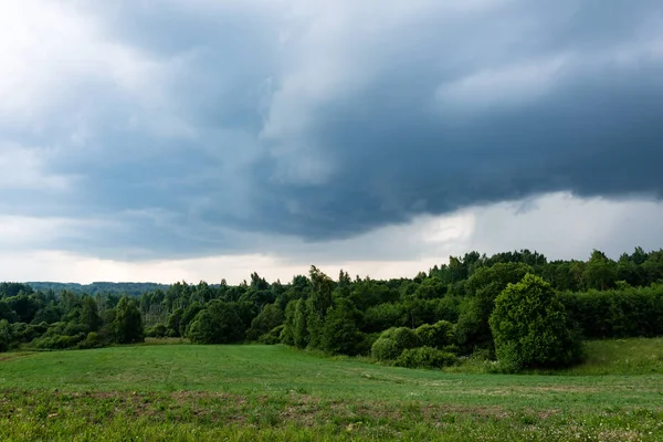 Felder auf dem Land im Herbst — Stockfoto