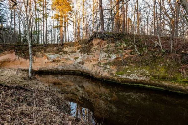 Homokkő sziklák, Lettország — Stock Fotó