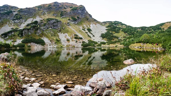 Montañas de los Cárpatos eslovacos en otoño — Foto de Stock