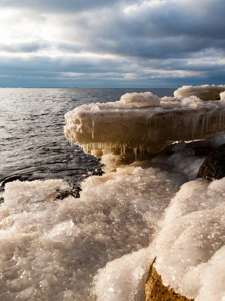 Scena di campagna congelata in inverno — Foto Stock