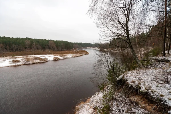 Fagyasztott vidéki táj télen — Stock Fotó