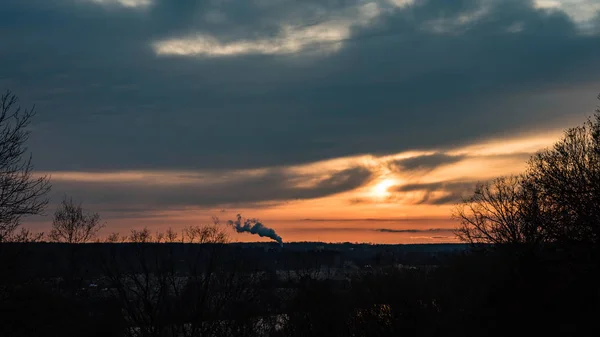 Sunset over the river Daugava — Stock Photo, Image