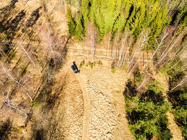 Изображение дрона. воздушный вид на сельскую местность с полями и лесами — стоковое фото
